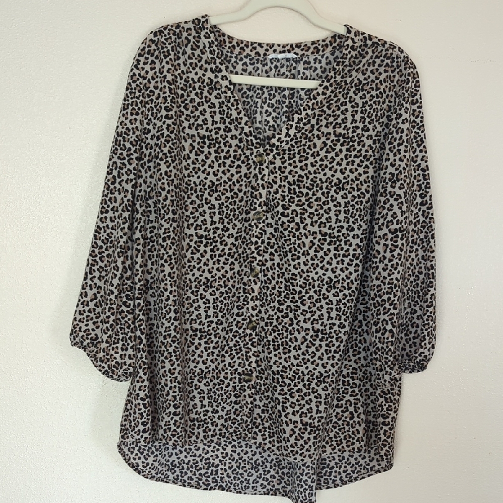 Maurices Animal Print Blouse 3/4 Sleeves Size L